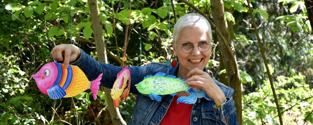 Biggi Hopp mit tanzenden Fischen